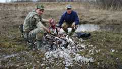 Неизбежное действие , после удачной охоты......